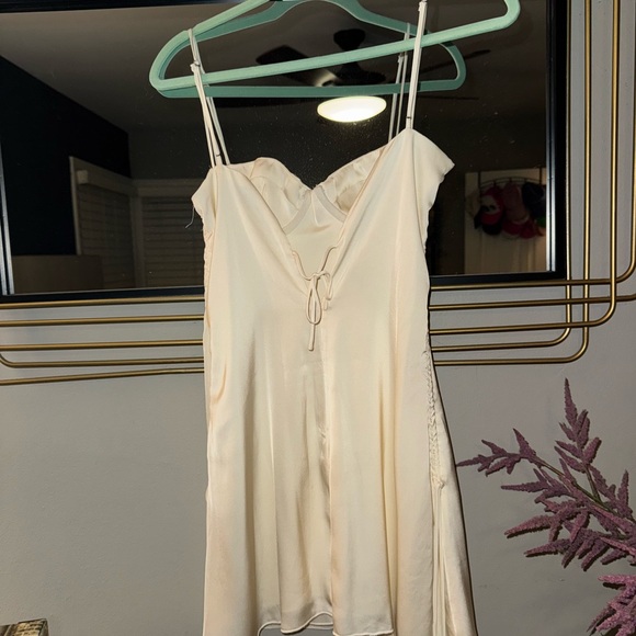 Oh Polly Cream Chemise Slip - Picture 2 of 3